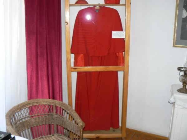 KOMAŃCZA-KLASZTOR NAZARETANEK MIEJSCE INTERNOWANIA KARDYNALA WYSZYNSKIEGO 55/56r.