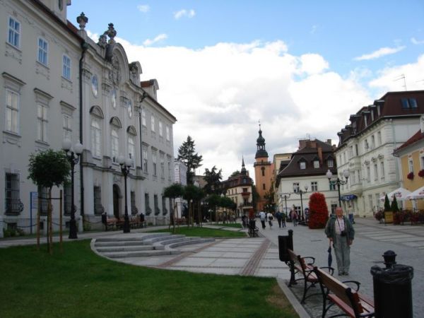 Pałac Schaffgotschów (Jelenia Góra–Cieplice) – wzniesiony w latach 1784-1809 przez rodzinę Schaffgotschów.