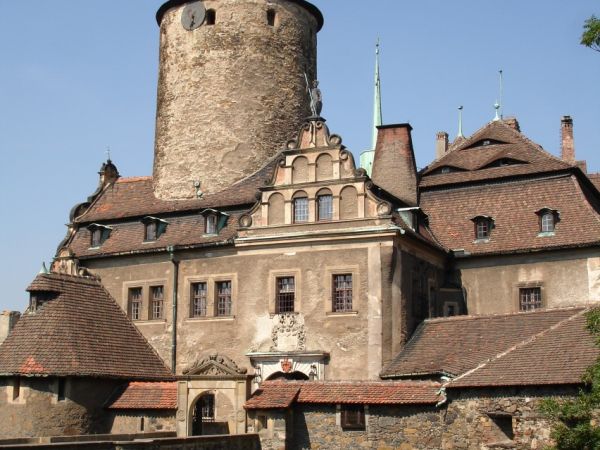 Zamek CZOCHA
http://www.zamekczocha.pl/