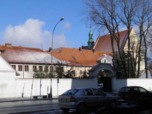 Kościół i klasztor Franciszkanów.
