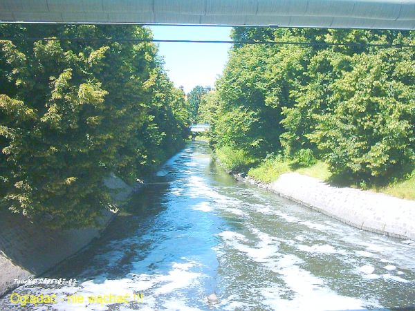 To będzie seria zdjęć z dawnej drogi wodnej przez Gliwice do Portu. Rzeka Kłodnica służyła w XIX jako droga transportowa węgla z kopalni w Zabrzu do huty "Gliwi