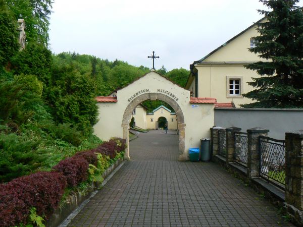 Klasztor  Karmelitów Bosych.