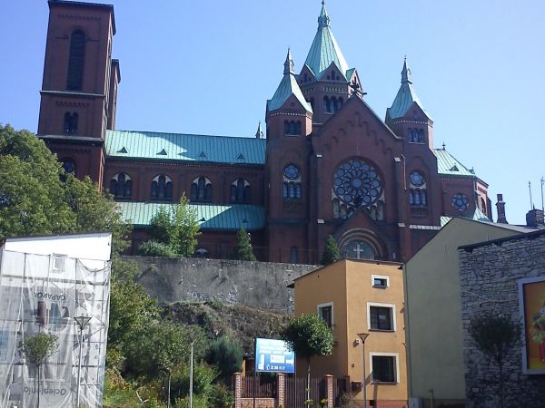 Czeladź-Neoromański kościół św. Stanisława Biskupa i Męczennika.