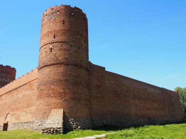 Zamek Książąt Mazowieckich - trwają prace konserwatorskie i tu pięknie też to widać !