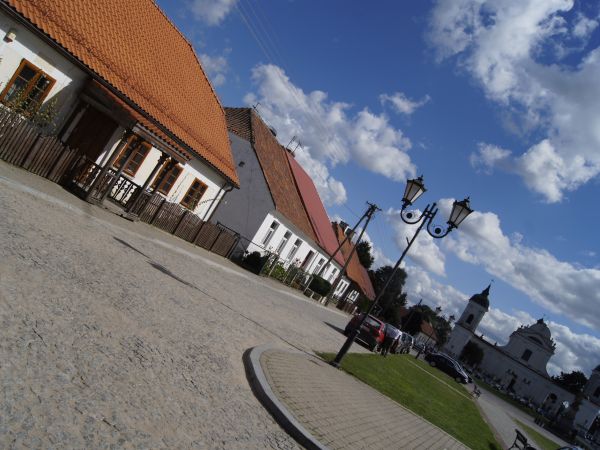 widok na plac Stary Rynek od strony ul.Browarnej sierpień 2013