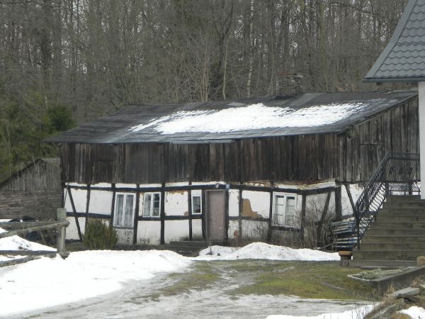 Krzywy domek :) 2012