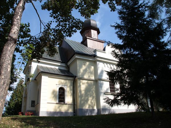 Cerkiew Zaśnięcia Najświętszej Marii Panny w Kalnikowie. Obecna cerkiew została zbudowana w 1920 na miejscu starszej, murowanej cerkwi z 1882. W latach 50. XX w