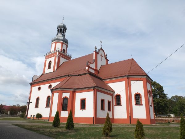 Pozostałość po komandorii Joanitów -  kościół p.w Jana Chrzciciela