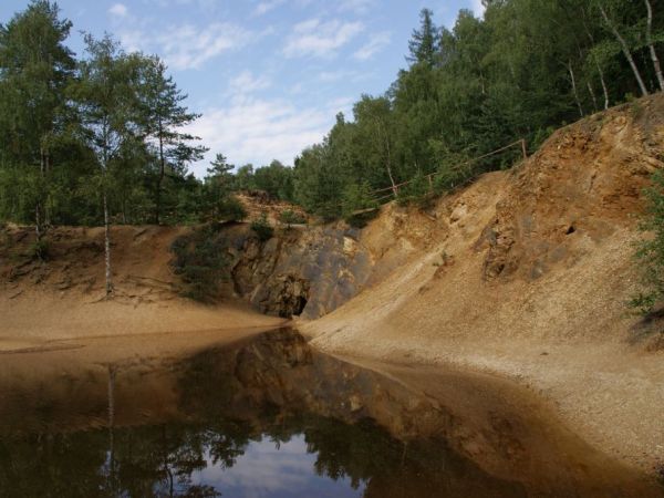 Kolorowe Jeziorka w Rudawach Janowickich (Jeziorko Żółte zwane Czerwonym)