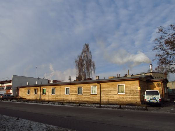 Jeden z dwóch baraków mieszkalnych przy ulicy Mickiewicza