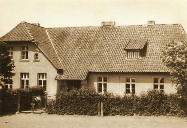 Szkoła w Trzonkach ,lata powojenne