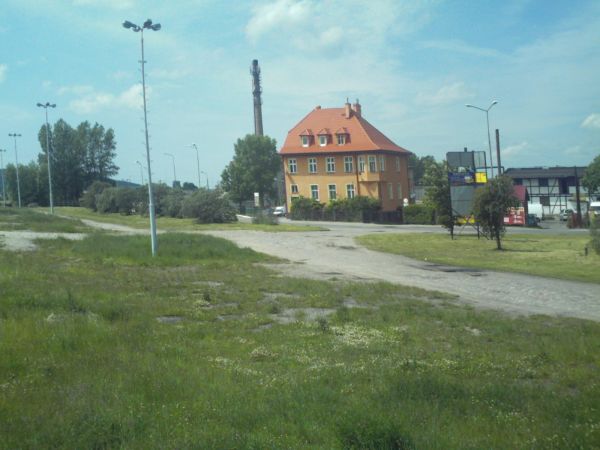 Ulica I Armii WP.
Przed zjazdem pod wiadukty.