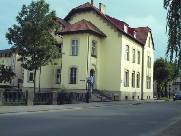 Róg ul. Armii Krajowej i ul. Bat. Chłopskich.