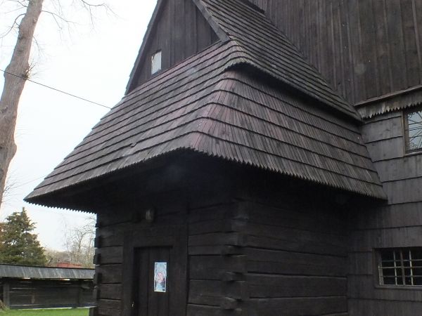 Wejście do kościoła p.w Narodzenia NMP