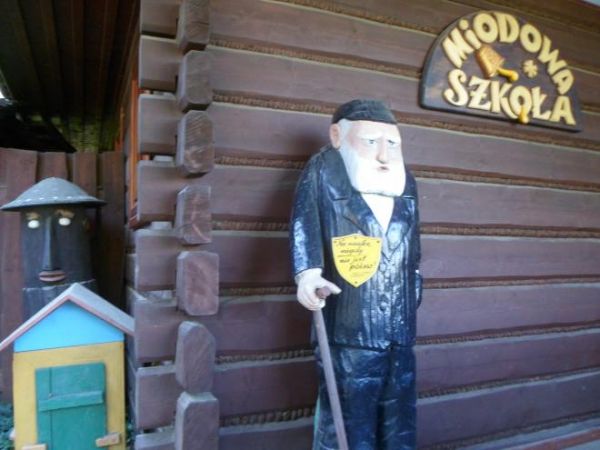 ule figuralne - tu n/z przy Miodowej Szkole - z dużej litery - bo całe życie uczyć się trzeba ale za to warsztaty słodkie zazwyczaj...