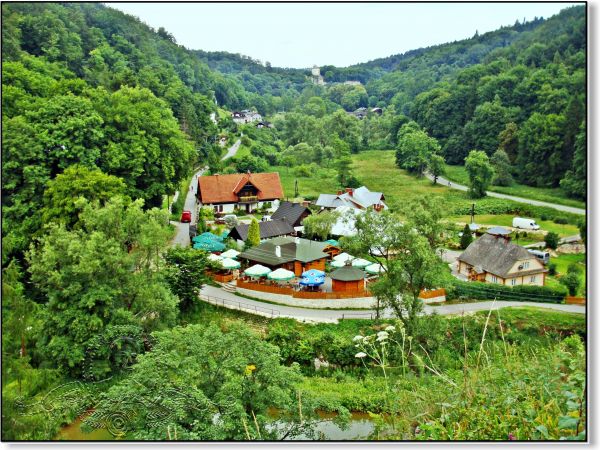 Ojców widok ze skałek widokowych  "Pod Kometą"