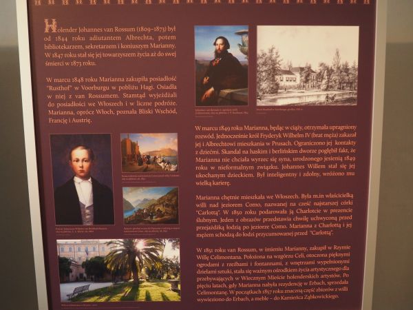 plansze tematyczne - na szlaku zwiedzania pałacu.