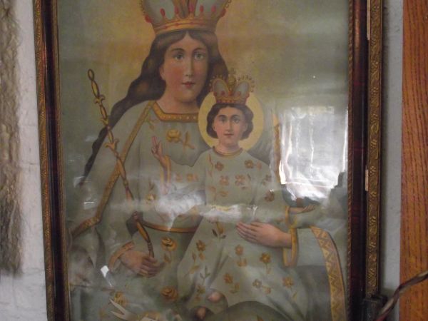 na skansenie u Tomka Kędry - na przysiółku Podlas, obraz Matki Boskiej Kalwaryjskiej - Słuchającej - bo osłonięte prawe ucho - z Dzieciątkiem.