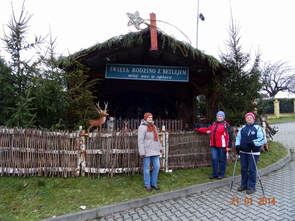aż się prosi, by umieścić: "Nad Betlejem jasna gwiazda świeciła / tam Maryja swego Syna porodziła // A gdzie żeś Go porodziła, Maryja ? / w tem żłóbeczku, na si