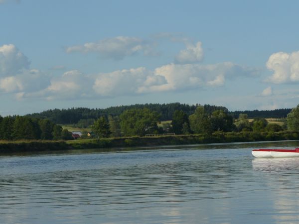 Wrażenia ze spływu kajakowego Bugiem z Niemirowa do Mielnika pozostaną niezapomniane