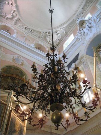 Jedno z wnętrz renesansowego Pałacu Opatów zbudowanego w latach 1635/55.