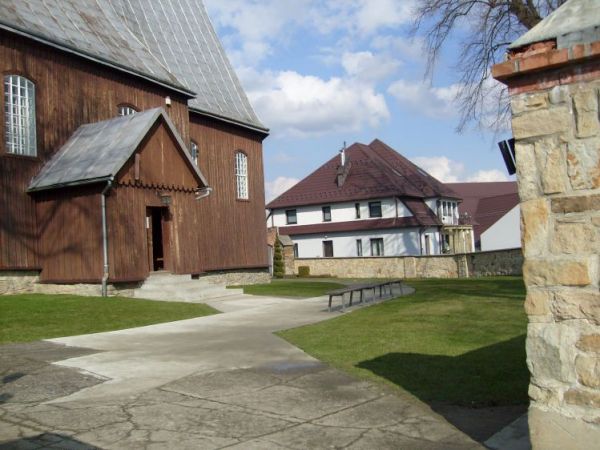 Stary kościół i plebania