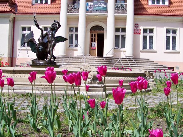 Pałac Ślubów. Pałac Pod Filarami.