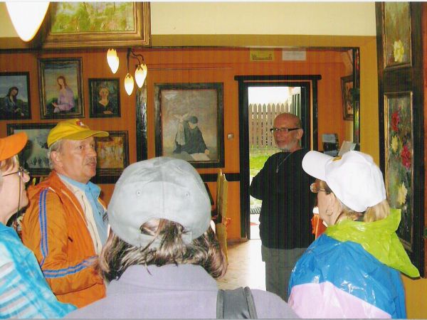 W galerii współczesnego malarstwa -  u pana Leona Chrapko.