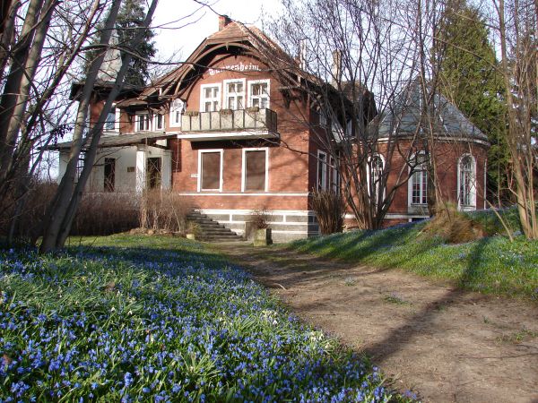 "Tannenheim" - Willa Jodłowa   kwiecień 2009