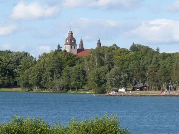 Kościół parafialny p.w.św. Mikołaja. Widok z kalwarii.