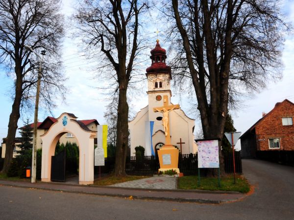 Buków-Kościół p.w M.B.Nieustającek Pomocy