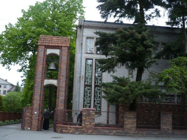 Jeszcze jedni zdjęcie na wejście od strony ulicy.