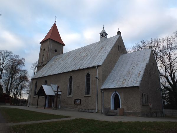 Kościół od strony prezbiterium