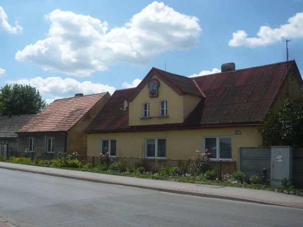 Domy  mieszkalne  wsi