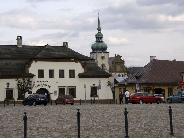 Stary Sącz- Rynek ,Muzeum "Dom na Dołkach"