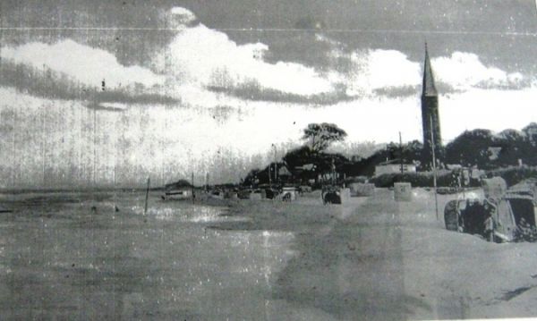 Plaża w Sarbinowie. Zdjęcie z 1930 roku.