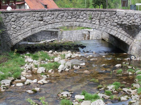 Most nad potokiem Wrzosówka