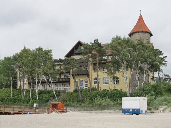Były Zamek z początku XX w., obecnie Hotel Neptun
