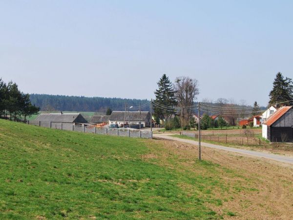 Ankamaty - widok od strony wiatraku.