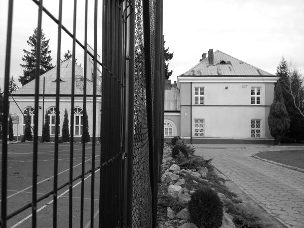 Liceum Ogólnokształcące w Chobrzanach