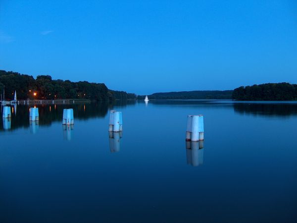 Plaża miejska nad Jeziorem Czos