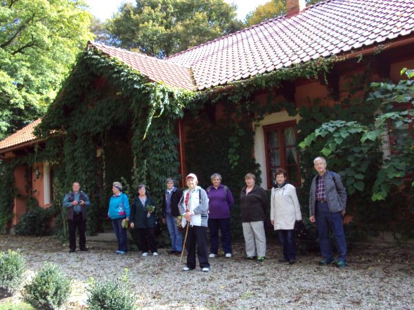 "Chmurówki" - pouczono uczestników rajdu, że "pisze się z dużej litery" i  wszyscy przytaknęli, no bo czyż można inaczej, jeśli takie ładne a i klimat jakby ser