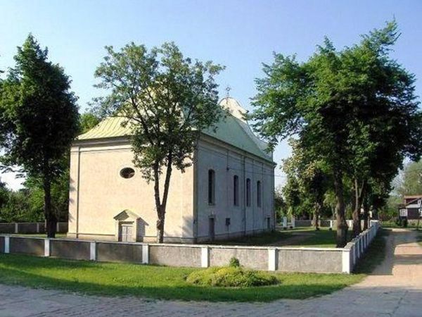 Kępa Polska. Kościoł Św. Klemensa od strony Wisły.