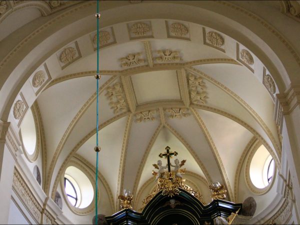 Kościół pw. św. Mikołaja i Stanisława biskupa w Jarosławiu przy ulicy Benedyktyńskiej. Przez starszych mieszkańców zwany Anna Kasarnia, został zbudowany w latac