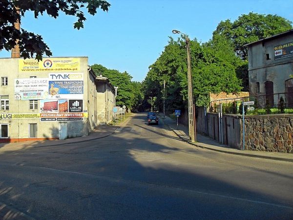 Skrzyżowanie - na wprost odchodzi ulica Owidzka