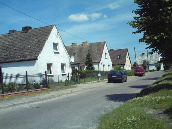 Urywek ul. Kniewskiego.