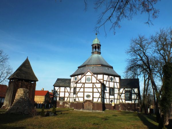 Kościół p.w. Św Piotra i Pawła