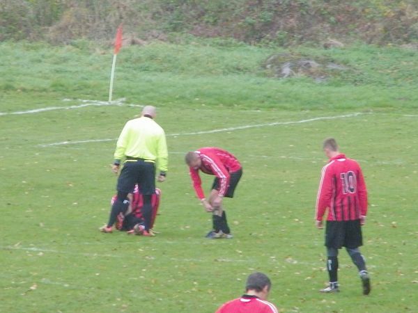 mecz o mistrzostwo klasy B Krzewina 1 Ręczyn 1