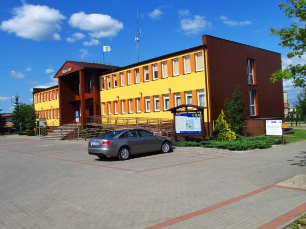 Budynek Urzędu Gminy po modernizacji w 2013 roku