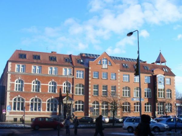 Budynek dawnej poczty -obecnie telekomunikacja